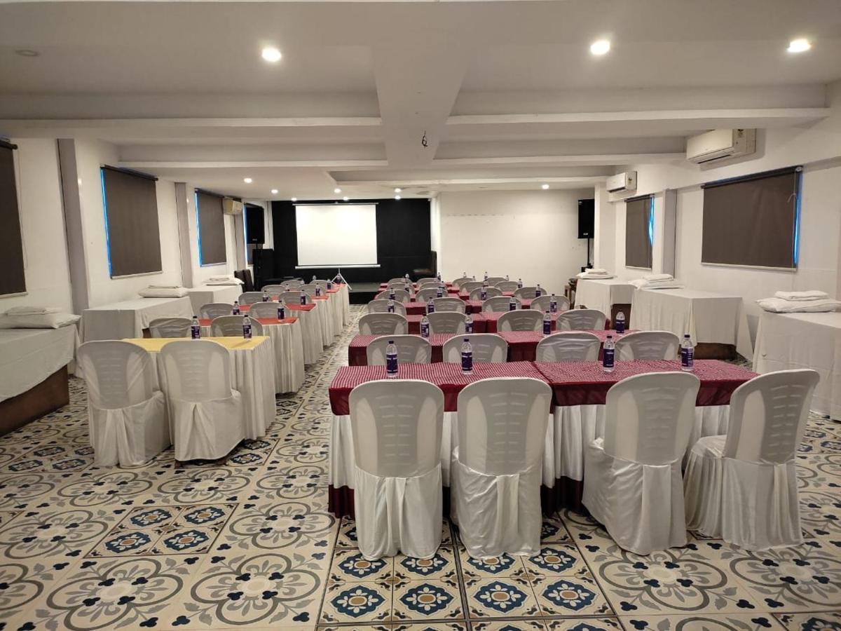 Medora Hotel Kozhikode Εξωτερικό φωτογραφία